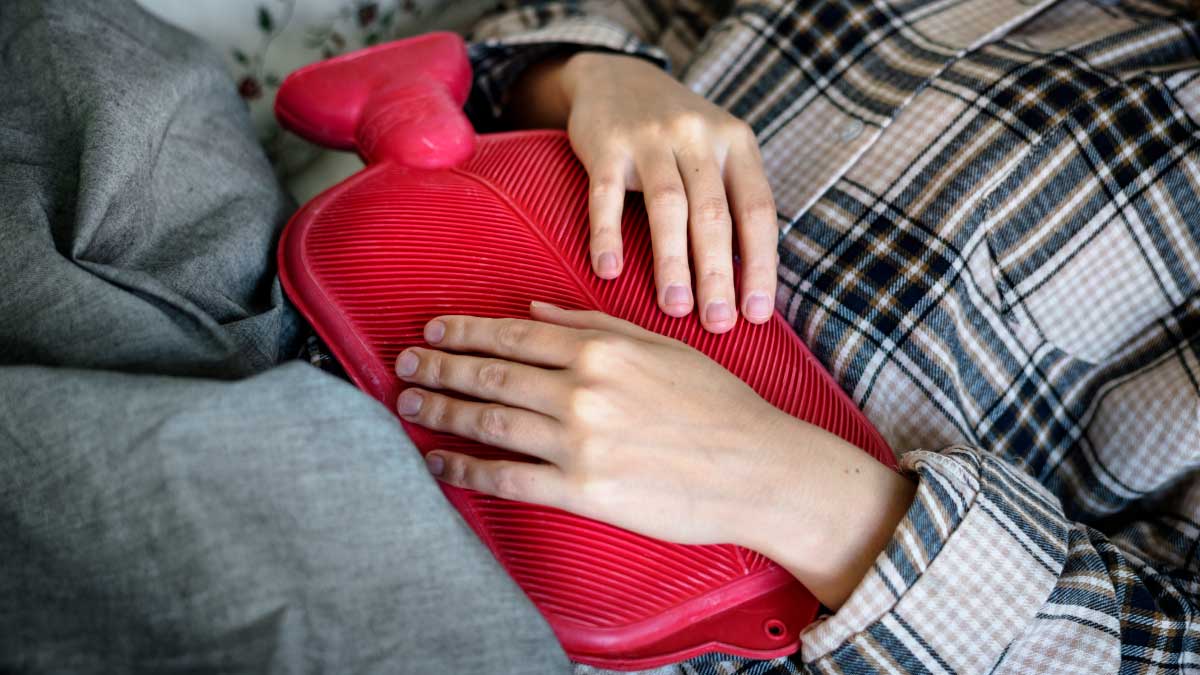 Reduce Period Cramps By Home Remedies !